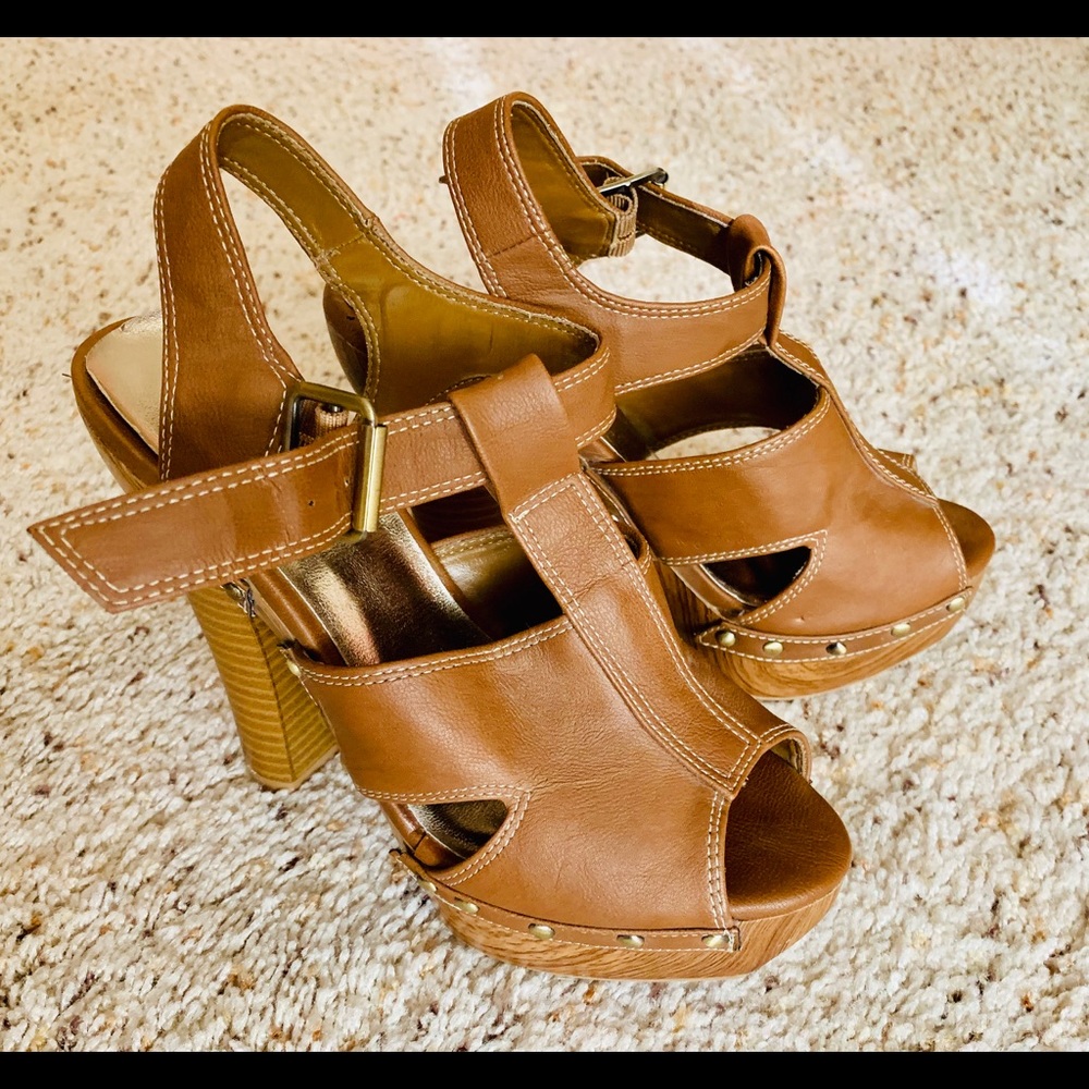Qupid tan Sandle’s for summer